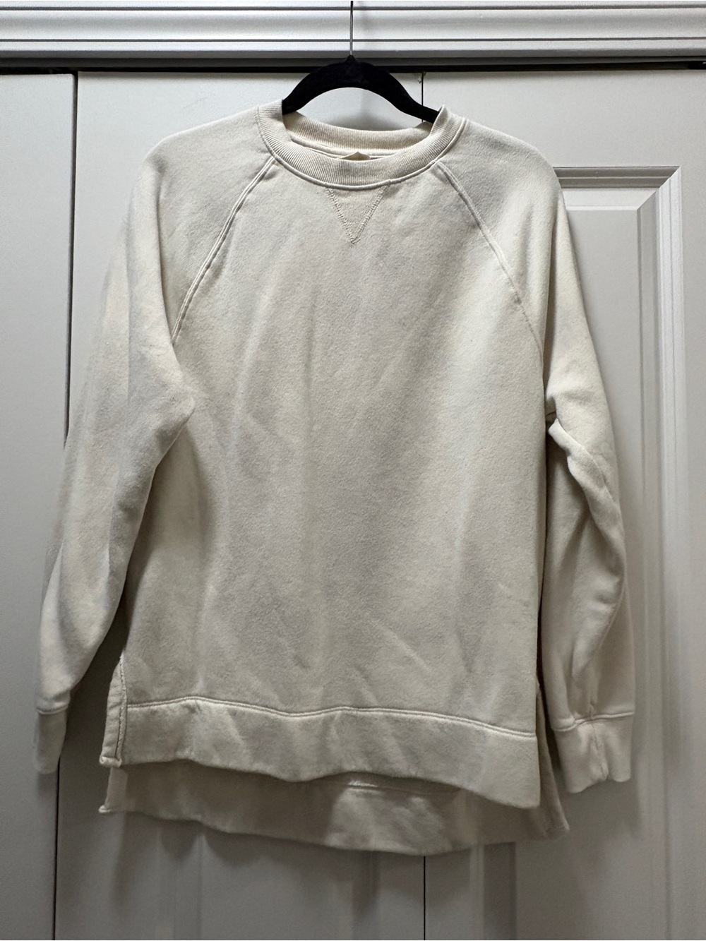 Universal Thread Cream Scoop Neck Sweatshirt